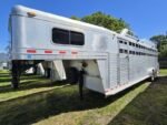 2006 C&C 4 Horse Gooseneck Trailer