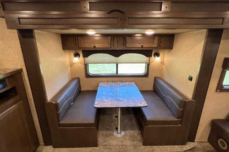 2024 Lakota Charger LE81413SR Stock Trailer with 13′ Short Wall - Image 20