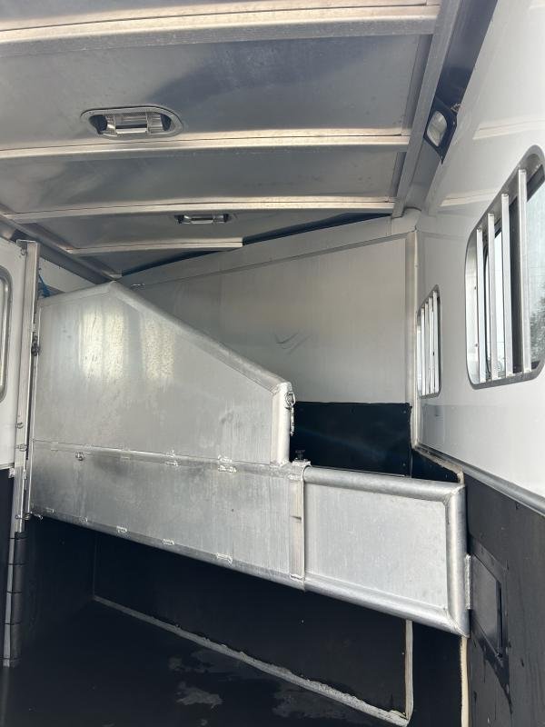 2007 Exiss 2 Horse Trailer - Image 7