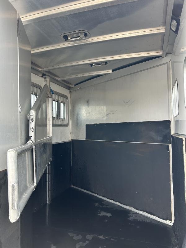 2007 Exiss 2 Horse Trailer - Image 8