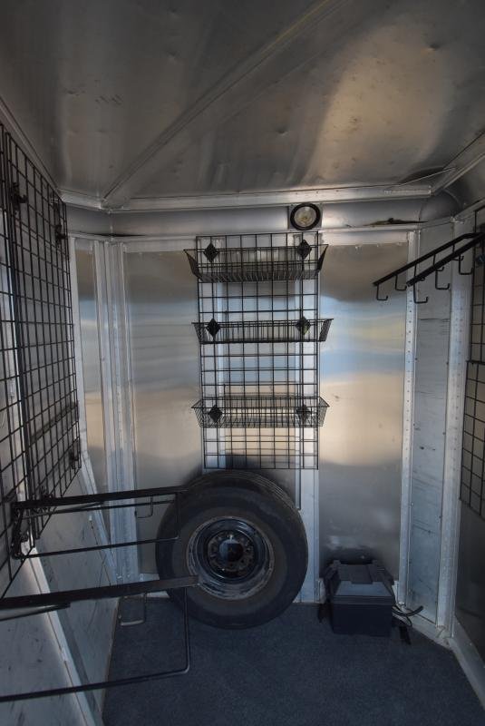 2008 C and C Trailers 4 Horse Bumper Horse Trailer - Image 18