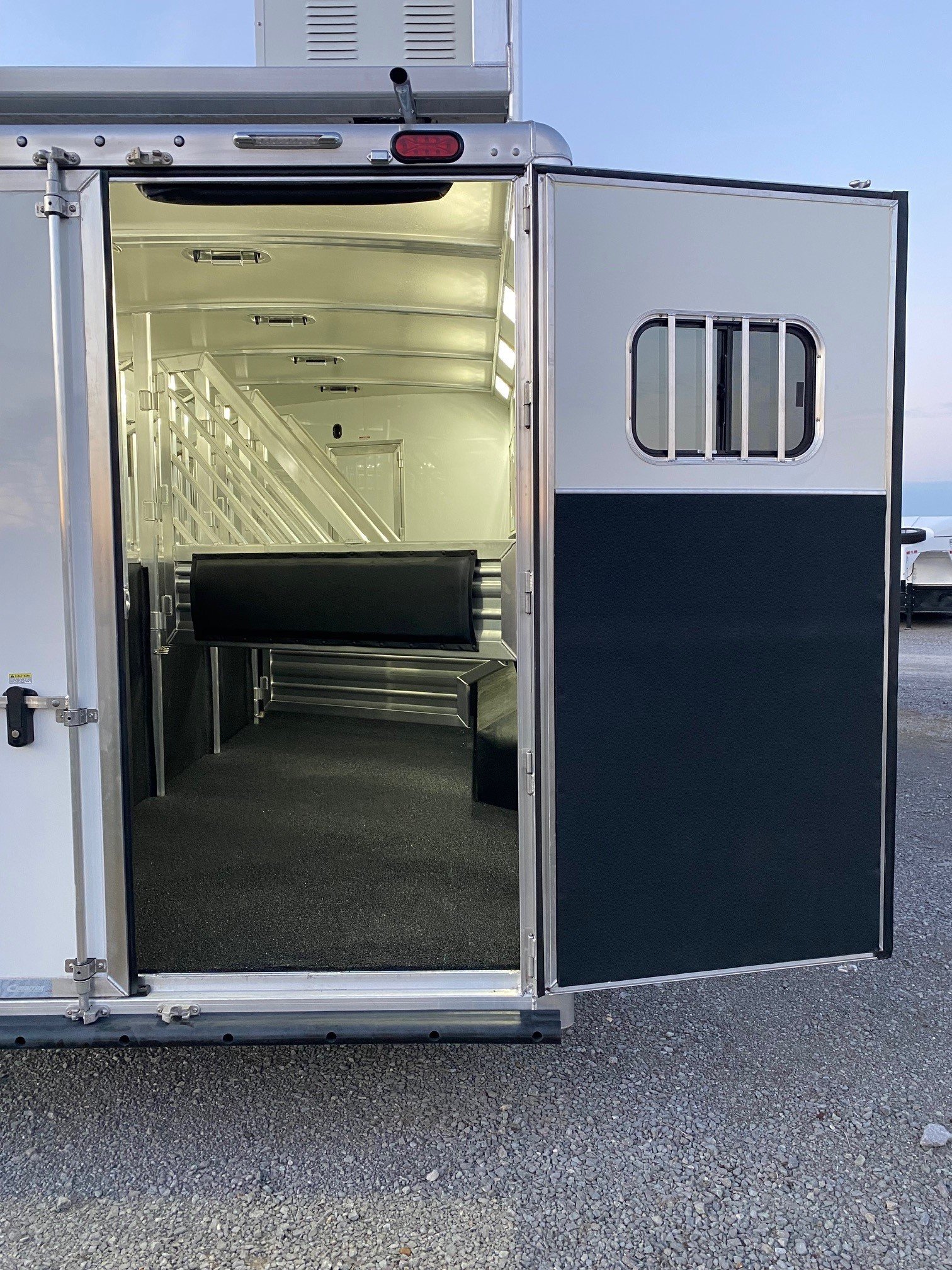 2024 Cimarron Trailers 8412 Outback Customs 4 Horse LQ - Image 31