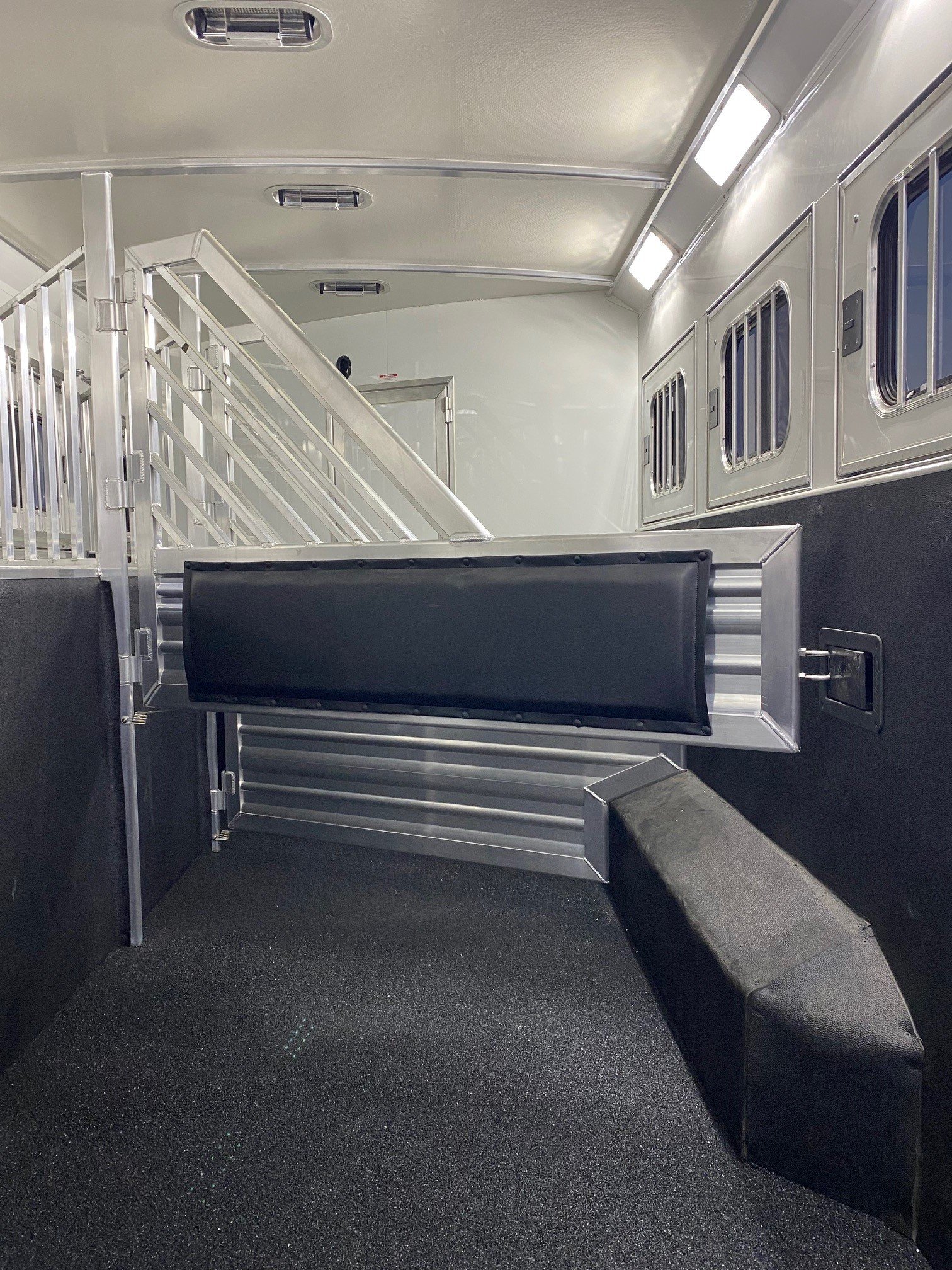 2024 Cimarron Trailers 8412 Outback Customs 4 Horse LQ - Image 36