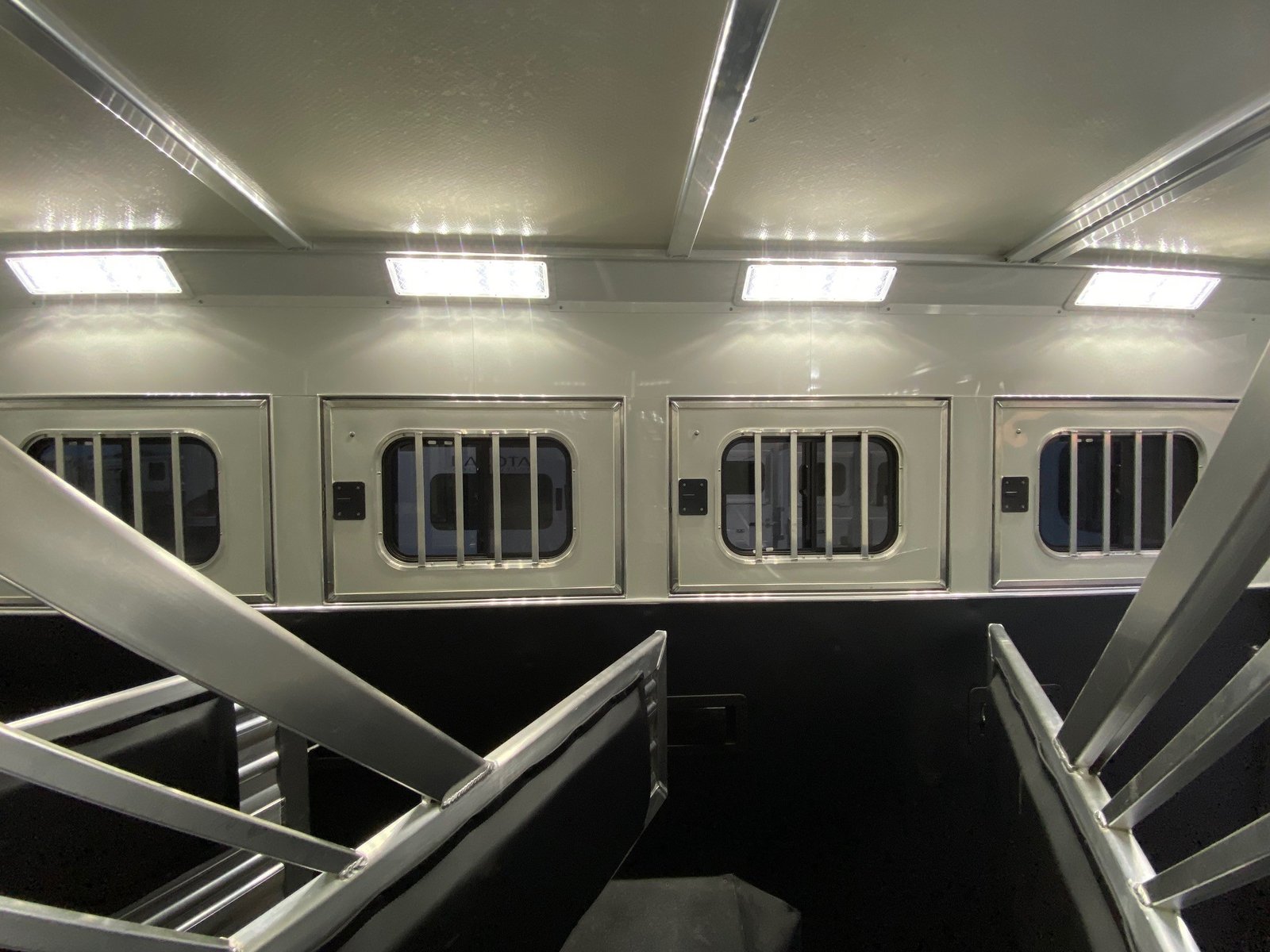 2024 Cimarron Trailers 8412 Outback Customs 4 Horse LQ - Image 40