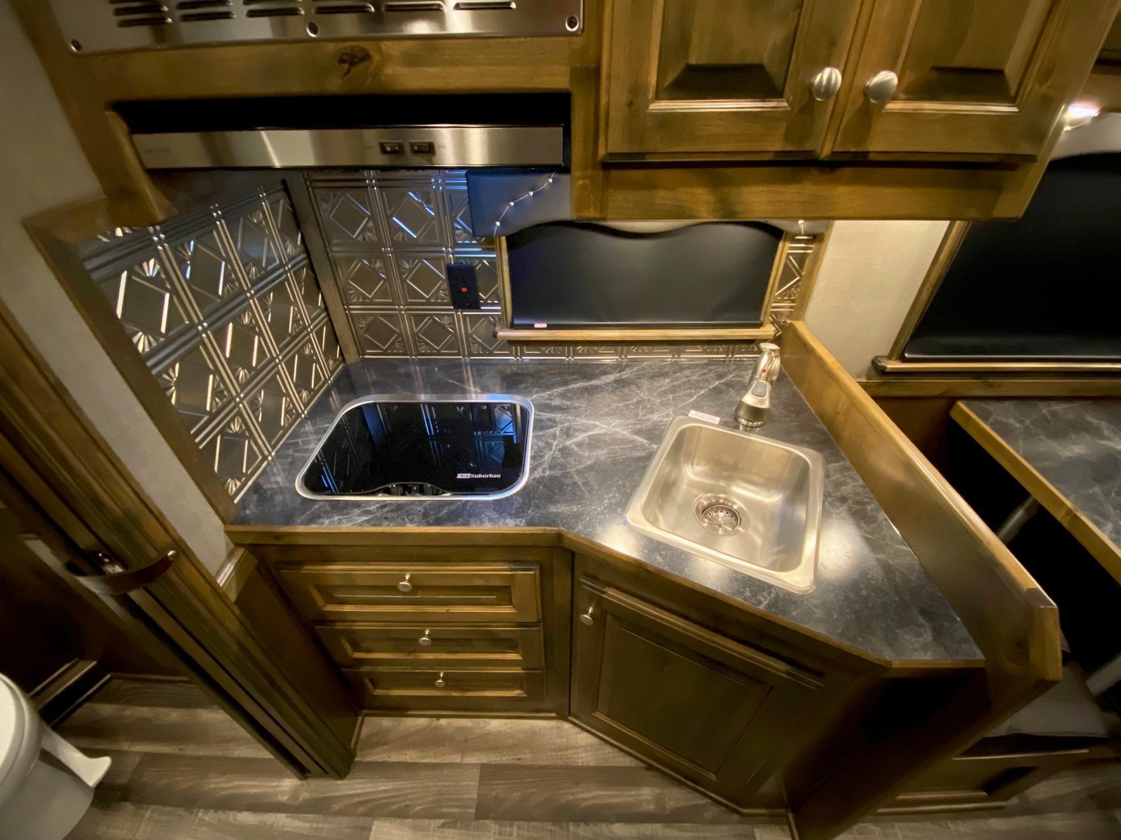 2024 Cimarron Trailers 8412 Outback Customs 4 Horse LQ - Image 52