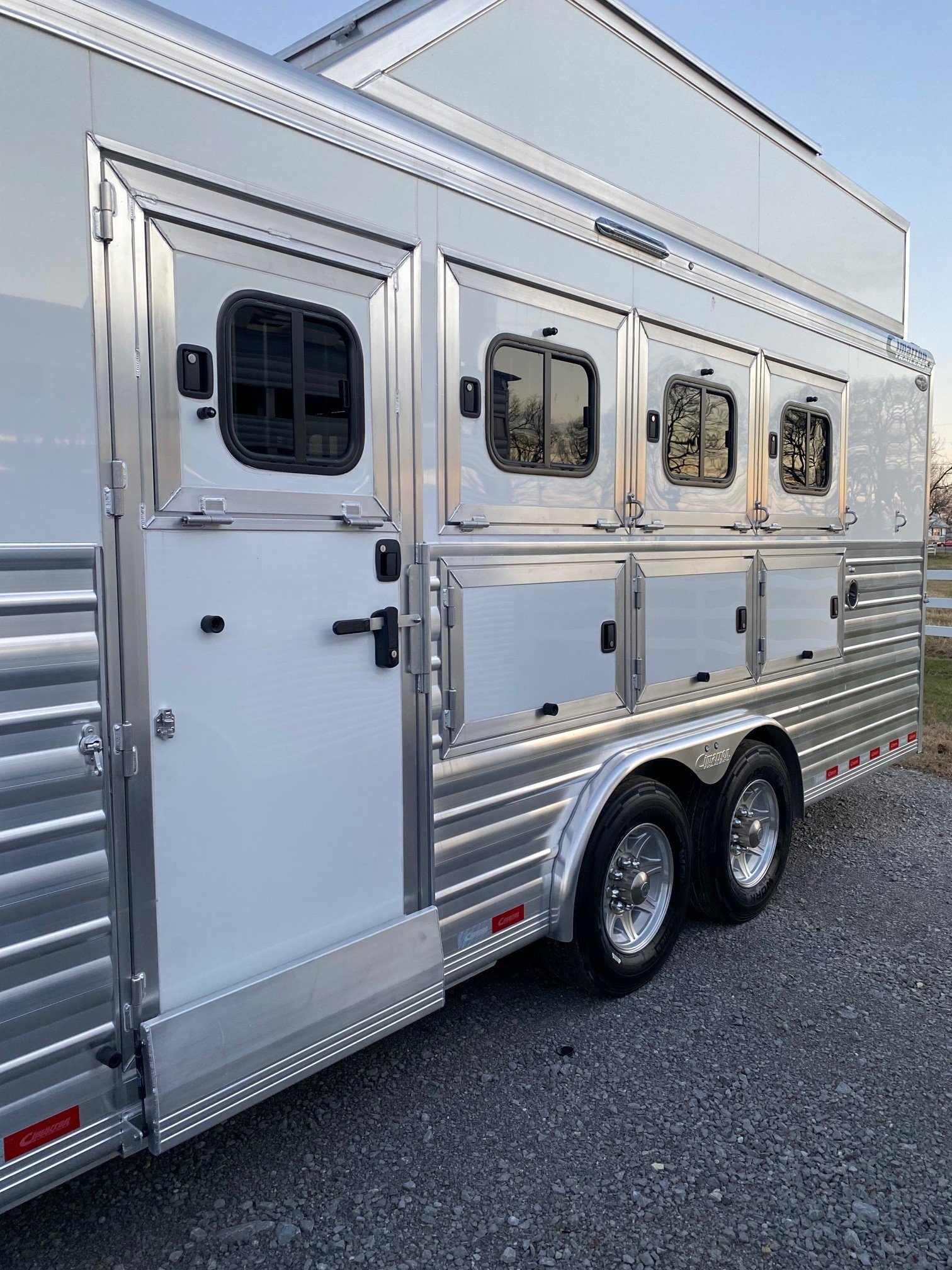 2024 Cimarron Trailers 8412 Outback Customs 4 Horse LQ - Image 12