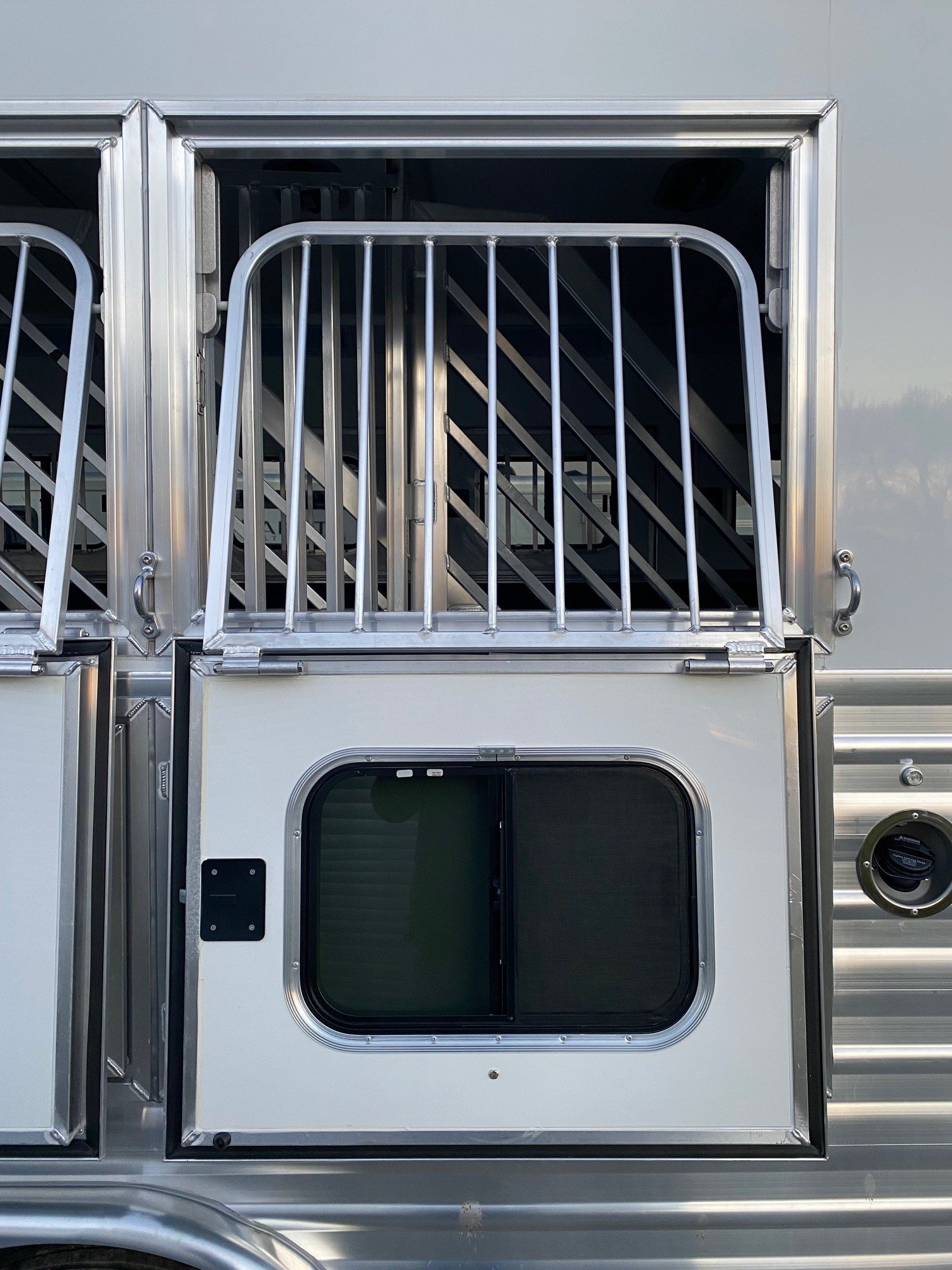 2024 Cimarron Trailers 8412 Outback Customs 4 Horse LQ - Image 14