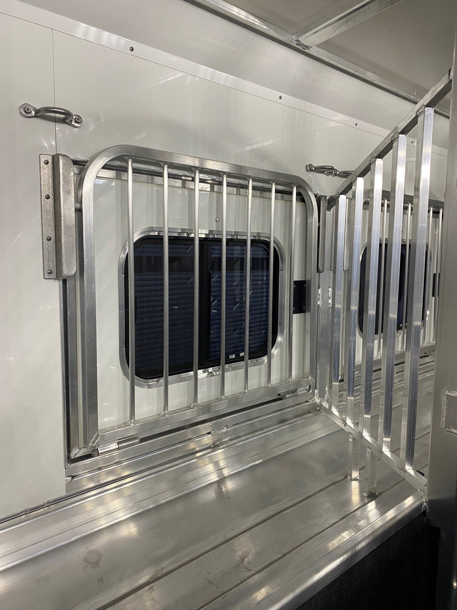 2024 Cimarron Trailers 8412 Outback Customs 4 Horse LQ - Image 34