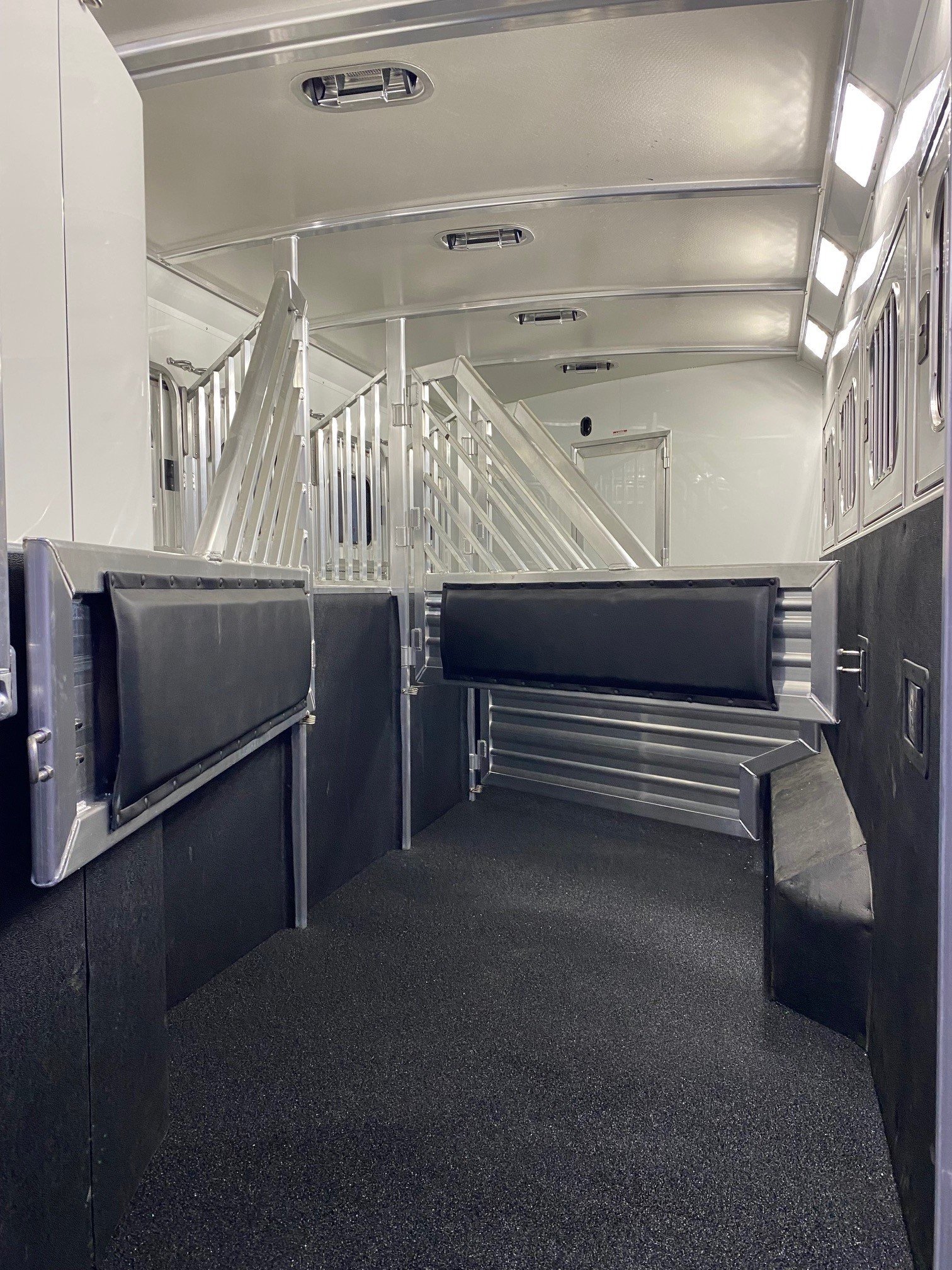 2024 Cimarron Trailers 8412 Outback Customs 4 Horse LQ - Image 35