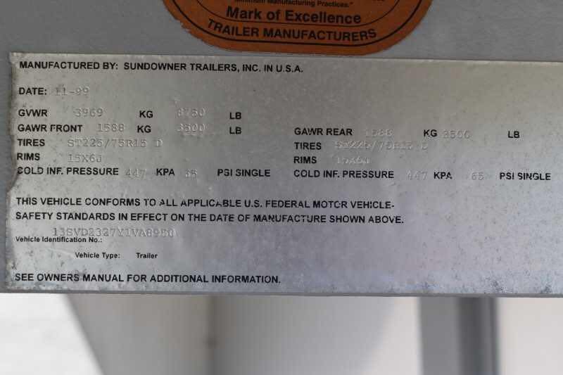 2000 Sundowner 7204GNST 2 Horse Trailer - Image 2