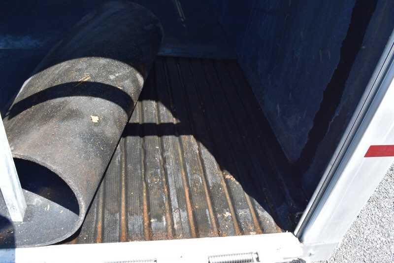 2000 Sundowner 7204GNST 2 Horse Trailer - Image 15