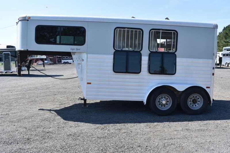 2014 Sundowner 2 Horse Gooseneck Trailer - Image 6