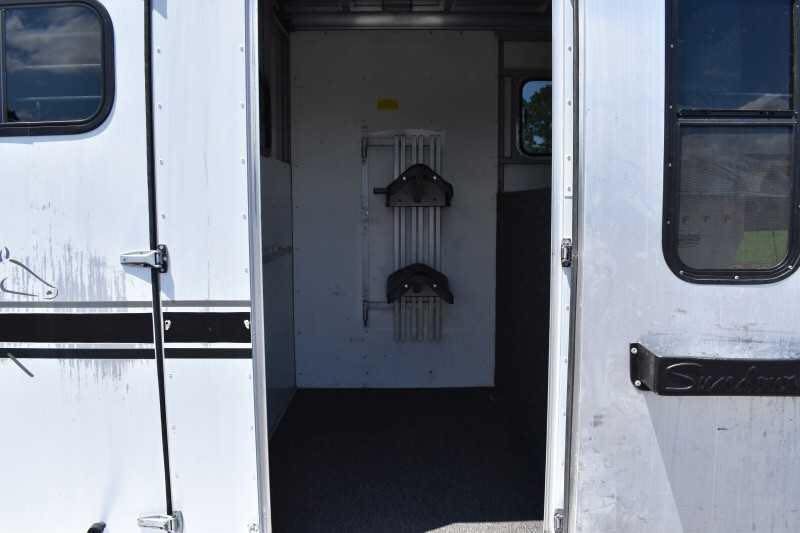 2000 Sundowner 7204GNST 2 Horse Trailer - Image 19
