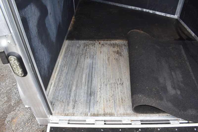 2013 Shadow Straighload 2 Horse Trailer - Image 3
