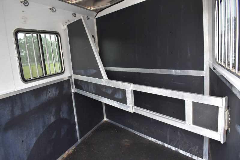2013 Shadow Straighload 2 Horse Trailer - Image 15