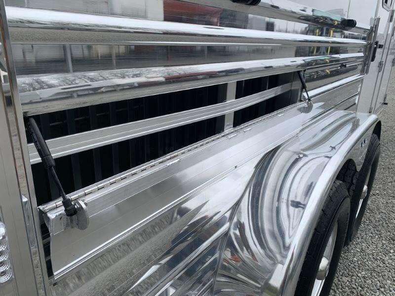 2020 19′ CIMARRON BUMPER PULL 6 PEN STOCK TRAILER - Image 9