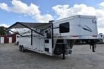 2018 Lakota Charger LQ Stock Trailer with 9′ Short Wall