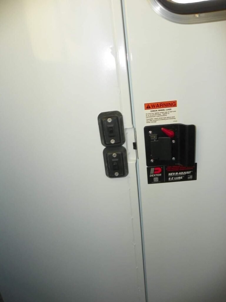 2022 Double D Reverse Slant 2 Horse Bumper Pull - Image 27