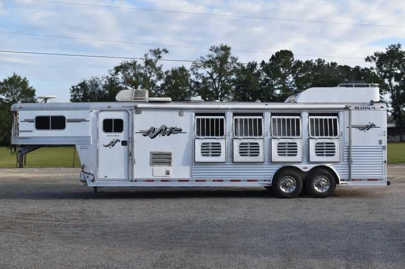 2006 Platinum 8410LQ 4 Horse Trailer with 9′ Short Wall - Image 3