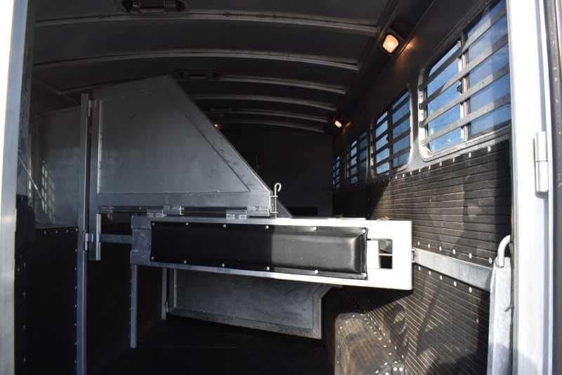 2006 Platinum 8410LQ 4 Horse Trailer with 9′ Short Wall - Image 23