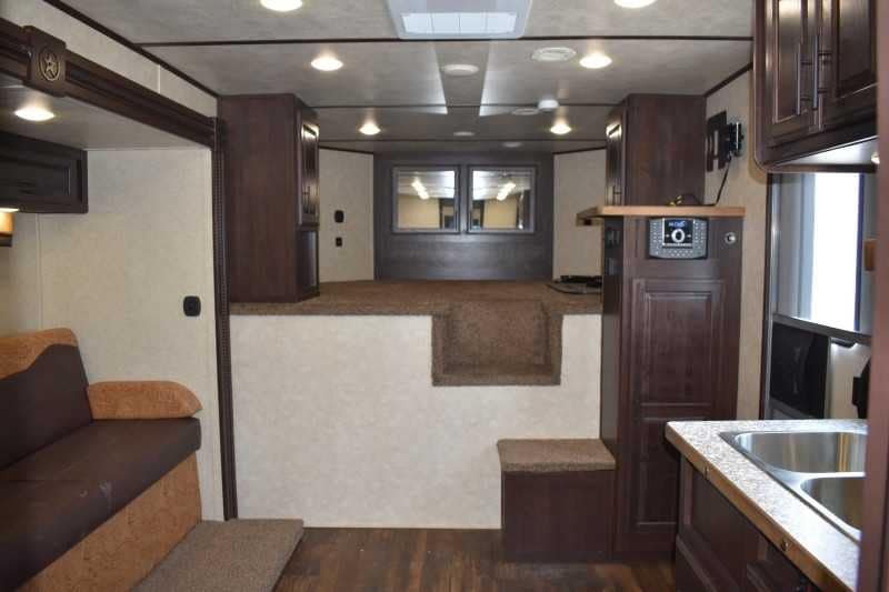 2020 Bison Laredo 3 Horse Trailer with 11′ Short Wall - Image 12