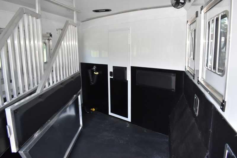 2020 Bison Laredo 3 Horse Trailer with 11′ Short Wall - Image 31