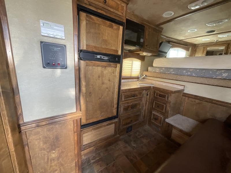 2008 4-Star Trailer 4 horse 12ft Outlaw LQ - Image 40