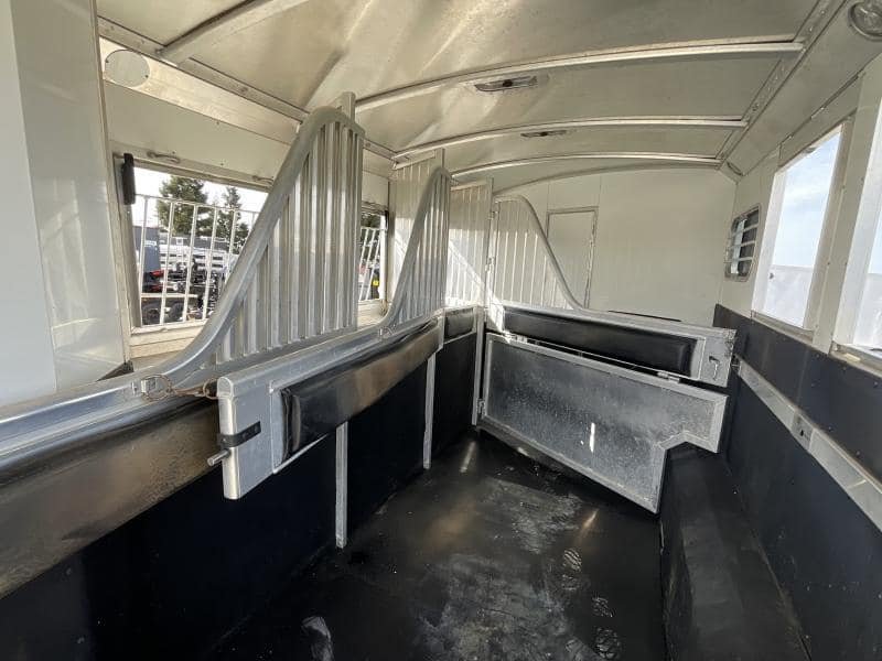 2008 4-Star Trailer 4 horse 12ft Outlaw LQ - Image 14