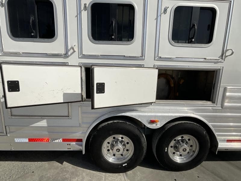 2008 4-Star Trailer 4 horse 12ft Outlaw LQ - Image 22