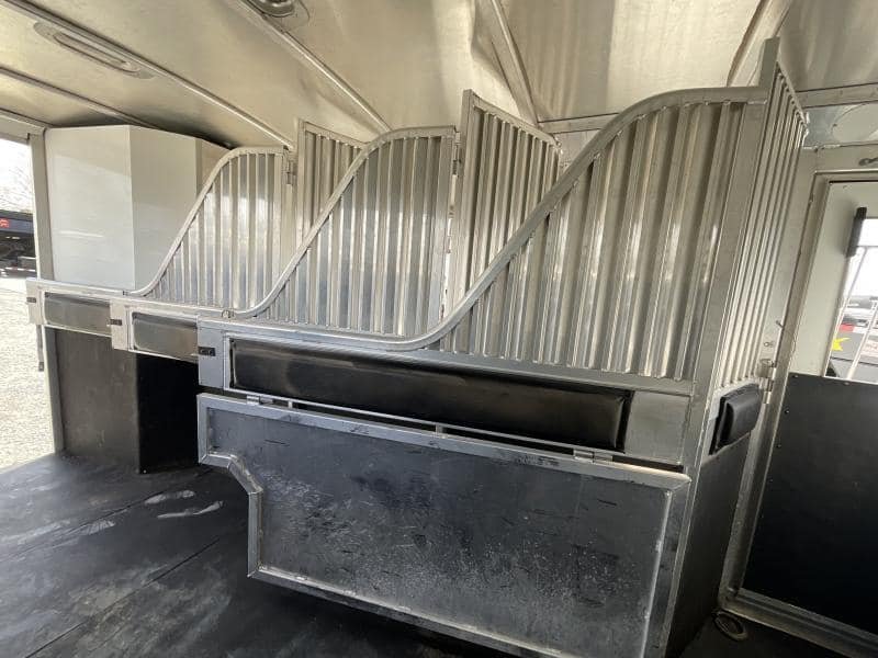 2008 4-Star Trailer 4 horse 12ft Outlaw LQ - Image 32