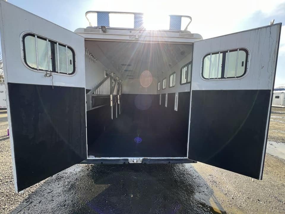 2020 Trails West Sierra Gooseneck 4 Horse - Image 19