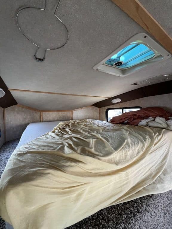 2020 Trails West Sierra Gooseneck 4 Horse - Image 11