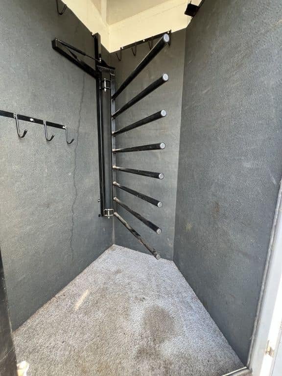 2020 Trails West Sierra Gooseneck 4 Horse - Image 17