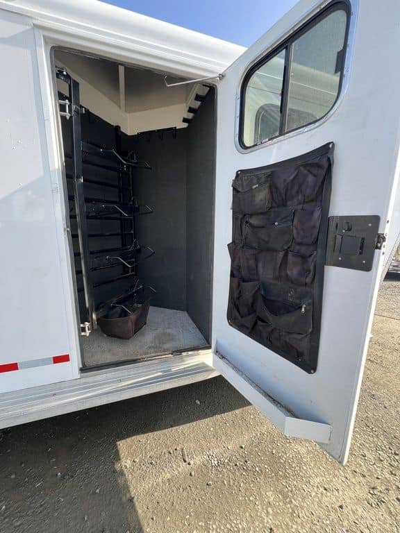 2020 Trails West Sierra Gooseneck 4 Horse - Image 15