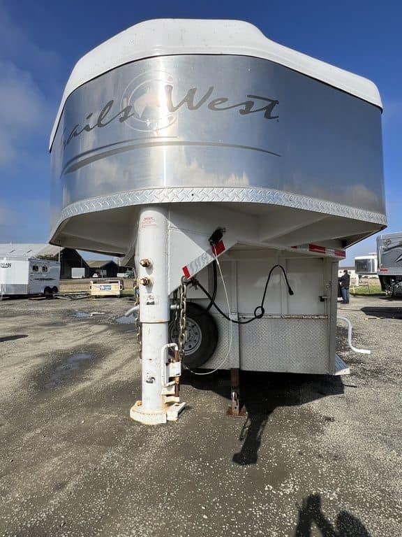 2020 Trails West Sierra Gooseneck 4 Horse - Image 6