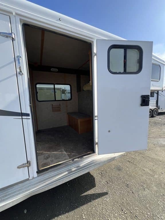 2020 Trails West Sierra Gooseneck 4 Horse - Image 7