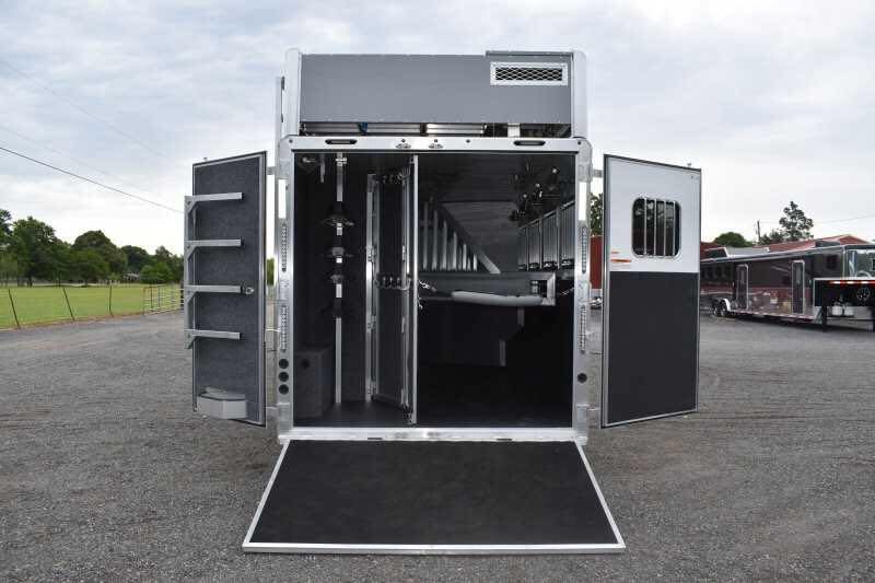 2020 SMC SL8418SCEBUG 4 Horse Trailer with 18 Short Wall - Image 31