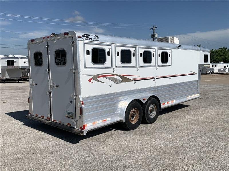 2007 4 Star 4 Horse Slant Gooseneck - Image 4