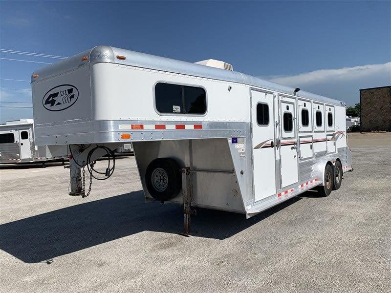 2007 4 Star 4 Horse Slant Gooseneck - Image 9