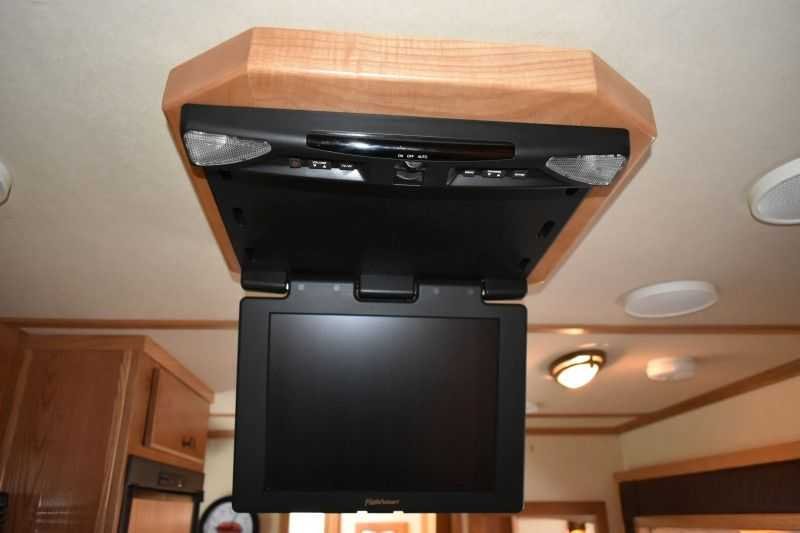 2005 Sundowner Sunlite 6LQ Horse Trailer with 11′ Short Wall 725 Grand Sierra 8612GLQ MidTack - Image 37