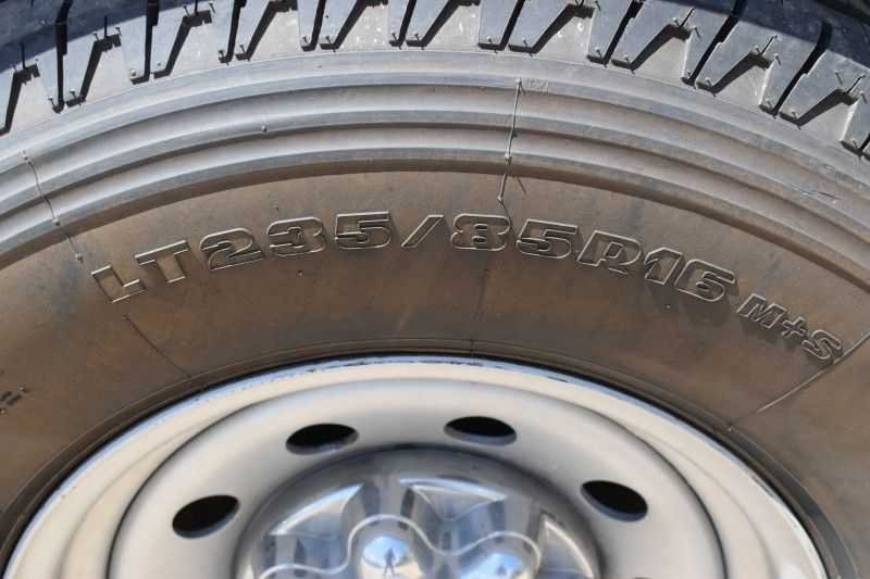 2005 Sundowner Sunlite 6LQ Horse Trailer with 11′ Short Wall 725 Grand Sierra 8612GLQ MidTack - Image 11