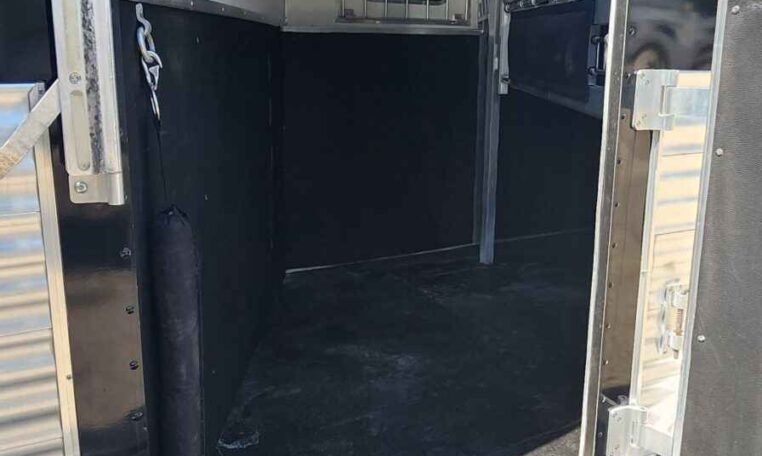 2019 Lakota Bighorn 6 Horse Side Load Trailer - Image 6