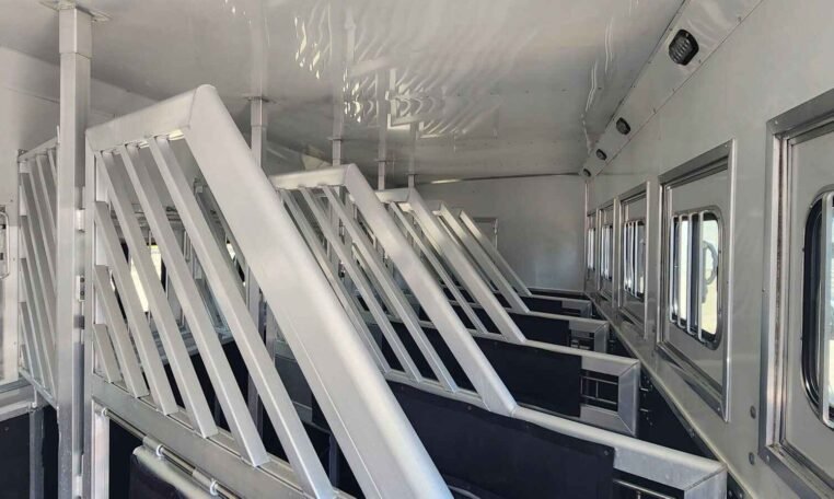 2019 Lakota Bighorn 6 Horse Side Load Trailer - Image 11