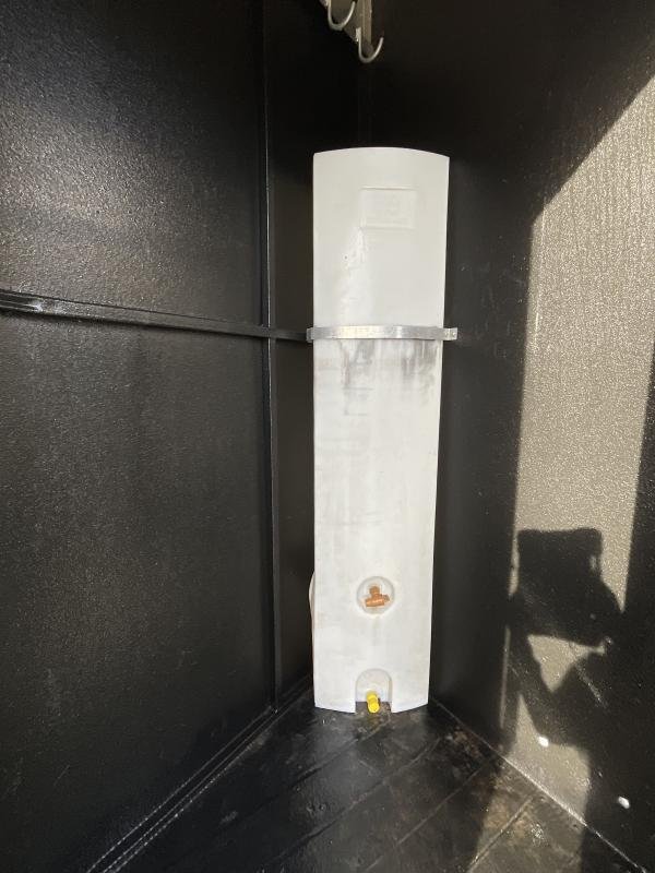 2014 Logan Coach RAZ4GNHDLQ 40′ 4 horse Razor GN Horse Trailer**WITH WALK IN CLOSET** - Image 37