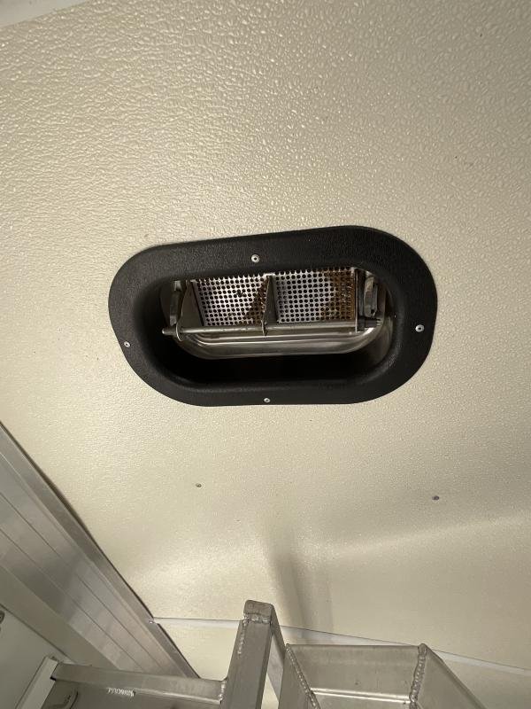 2005 Jamco 4 Horse Gooseneck Trailer - Image 33