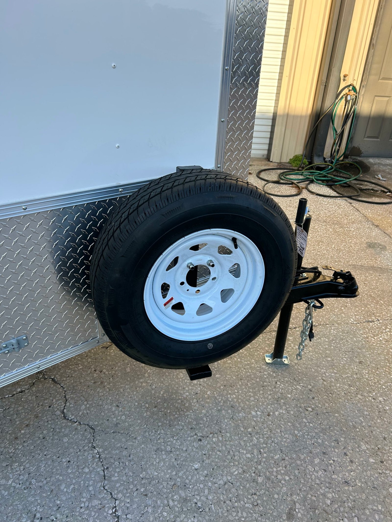 5 x 8 x 6 custom camping trailer - Image 8