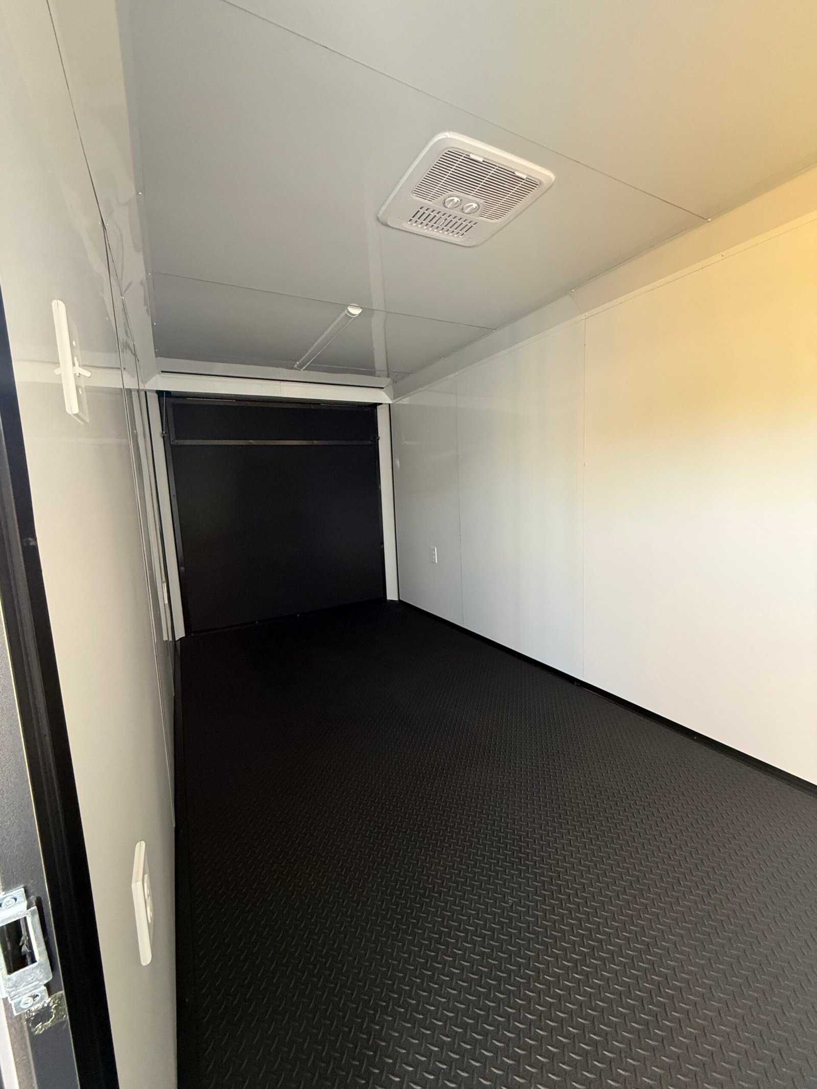 7′ x 16′ Enclosed ALL WORLD - Image 5