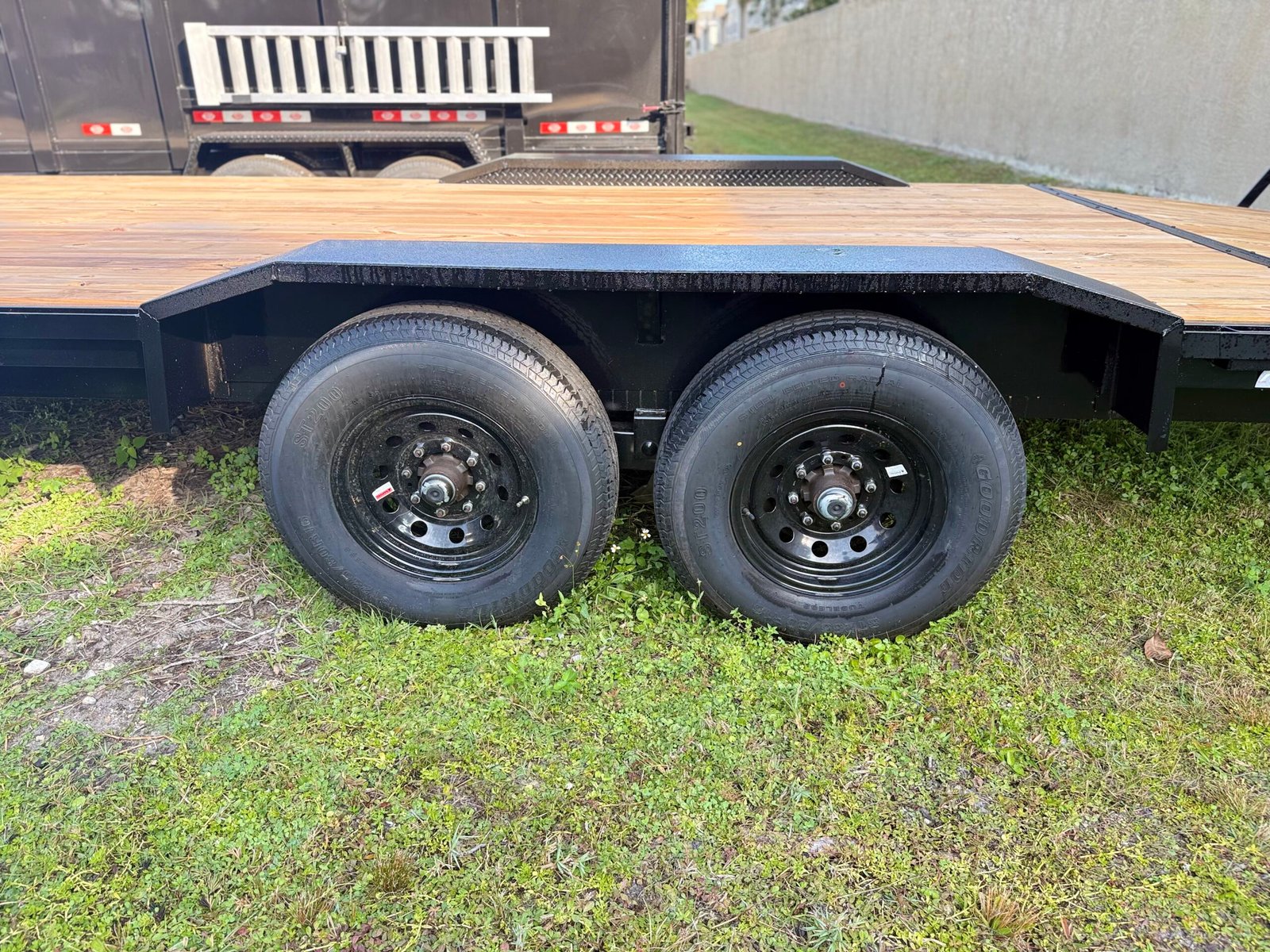 D2E 24ft Equipment Trailer 14K - Image 2