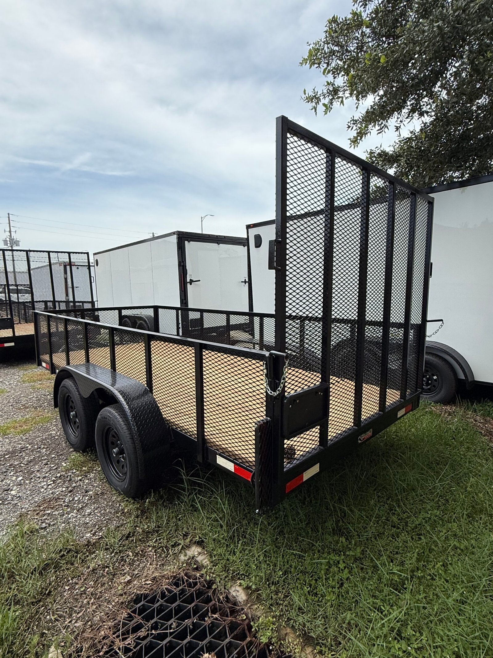 6′ x 14′ x 2′ Mesh Sides Utility T/A With Ramp - Image 3