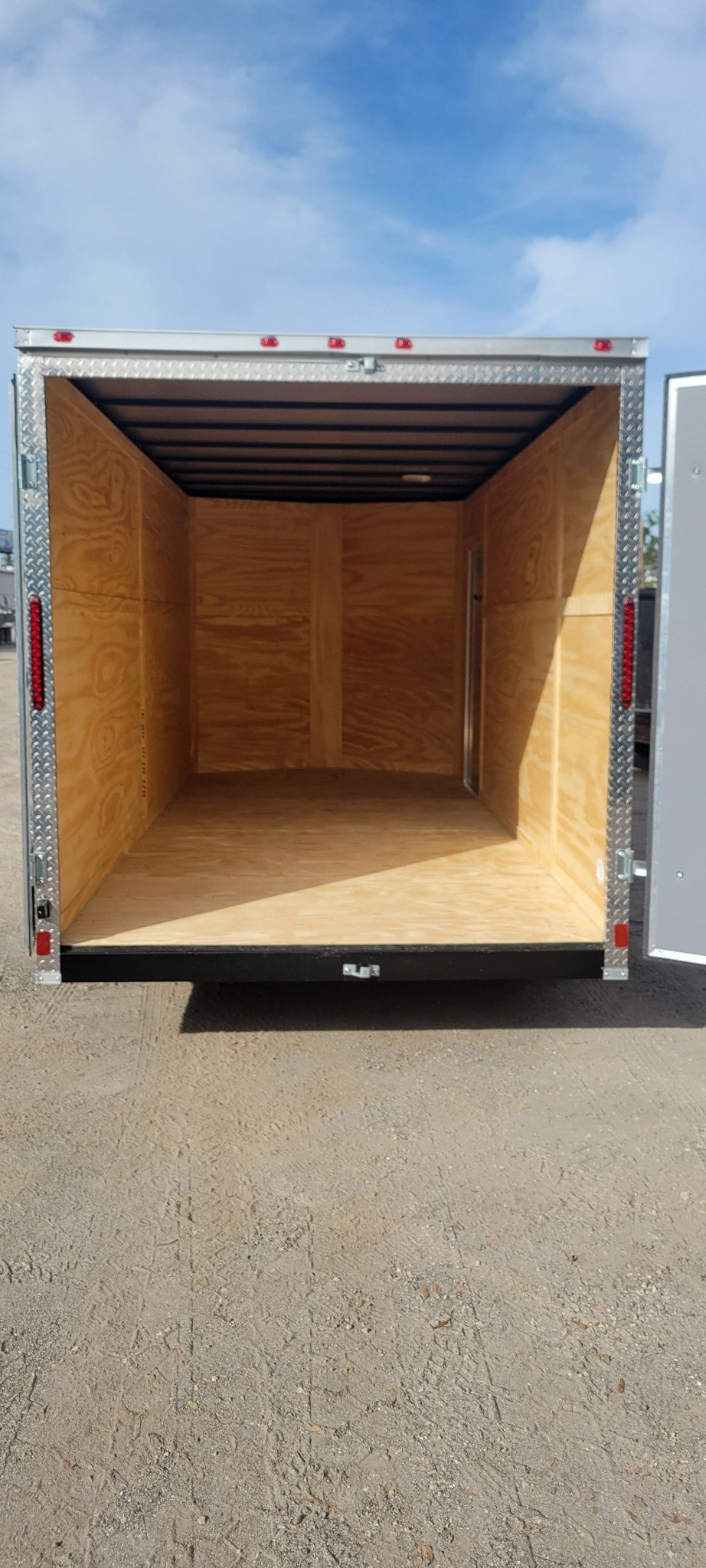 7x16x7 Barn Door enclosed Trailer - Image 5